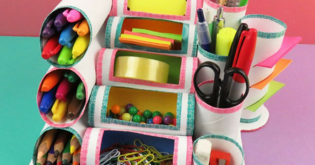 Organizador con rollos de papel higiénico o de cocina