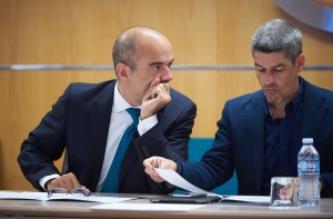 El consejero insular de Turismo, Alberto Bernabé, (derecha), junto al consejero delegado de Turismo de Tenerife, Vicente Dorta