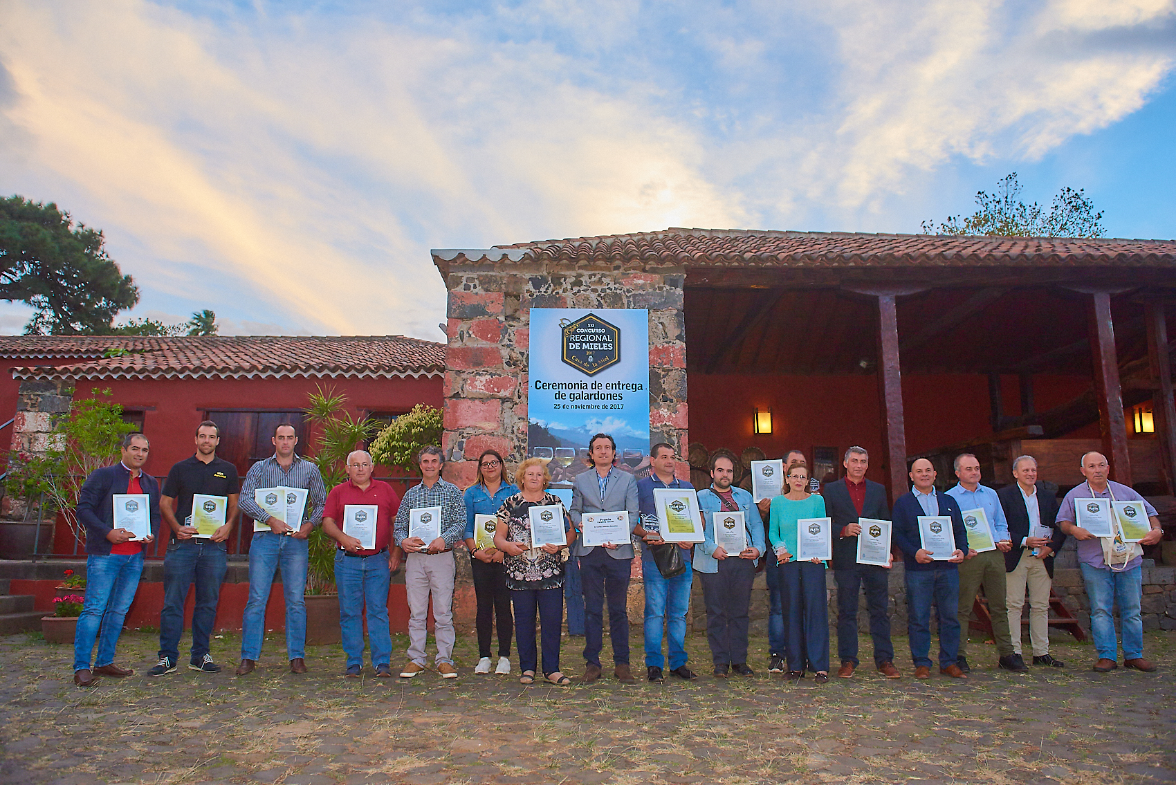 Los ganadores del concurso regional del mieles en la Casa del Vino