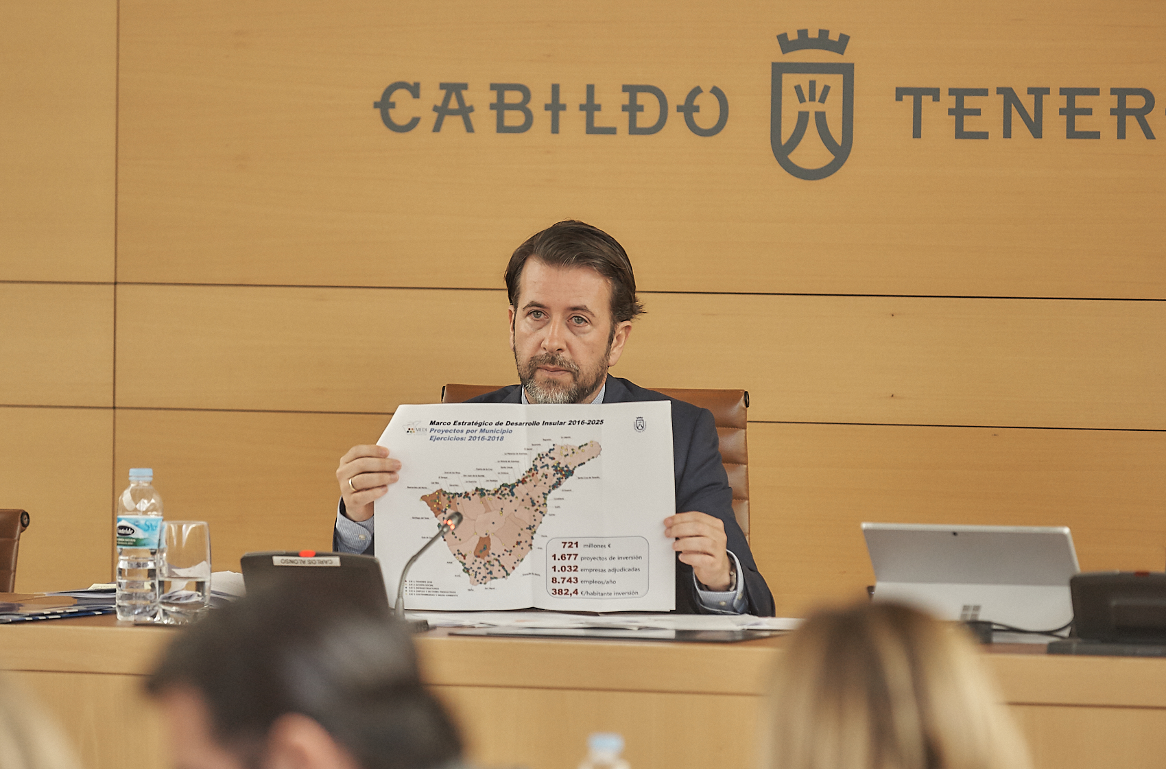 El presidente del Cabildo, Carlos Alonso, durante su intervención