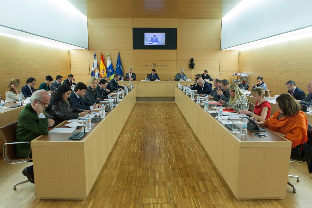 Fotografía del Plenos del Cabido de Tenerife