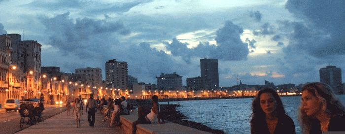 Cuba-Habana-Malecon
